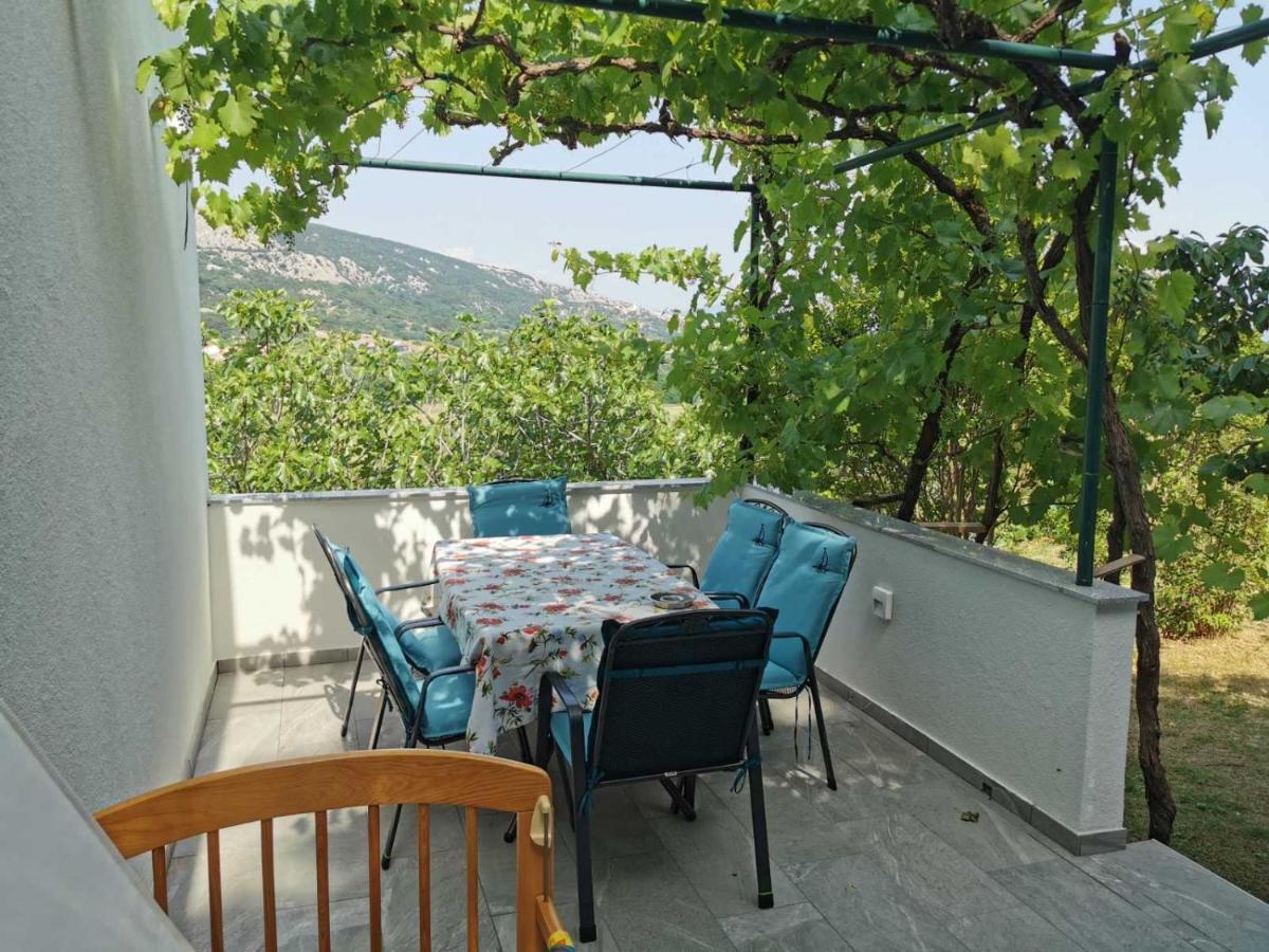 Apartments Juranic I Baska  Exterior photo