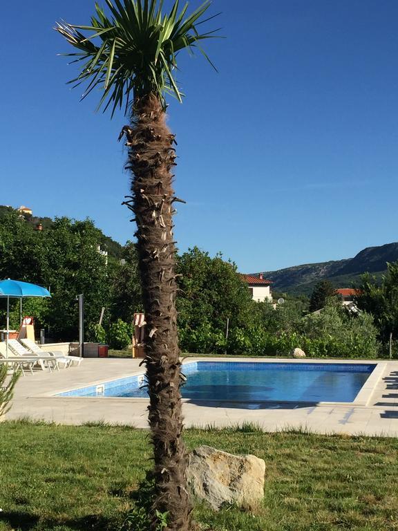 Apartments Juranic I Baska  Exterior photo